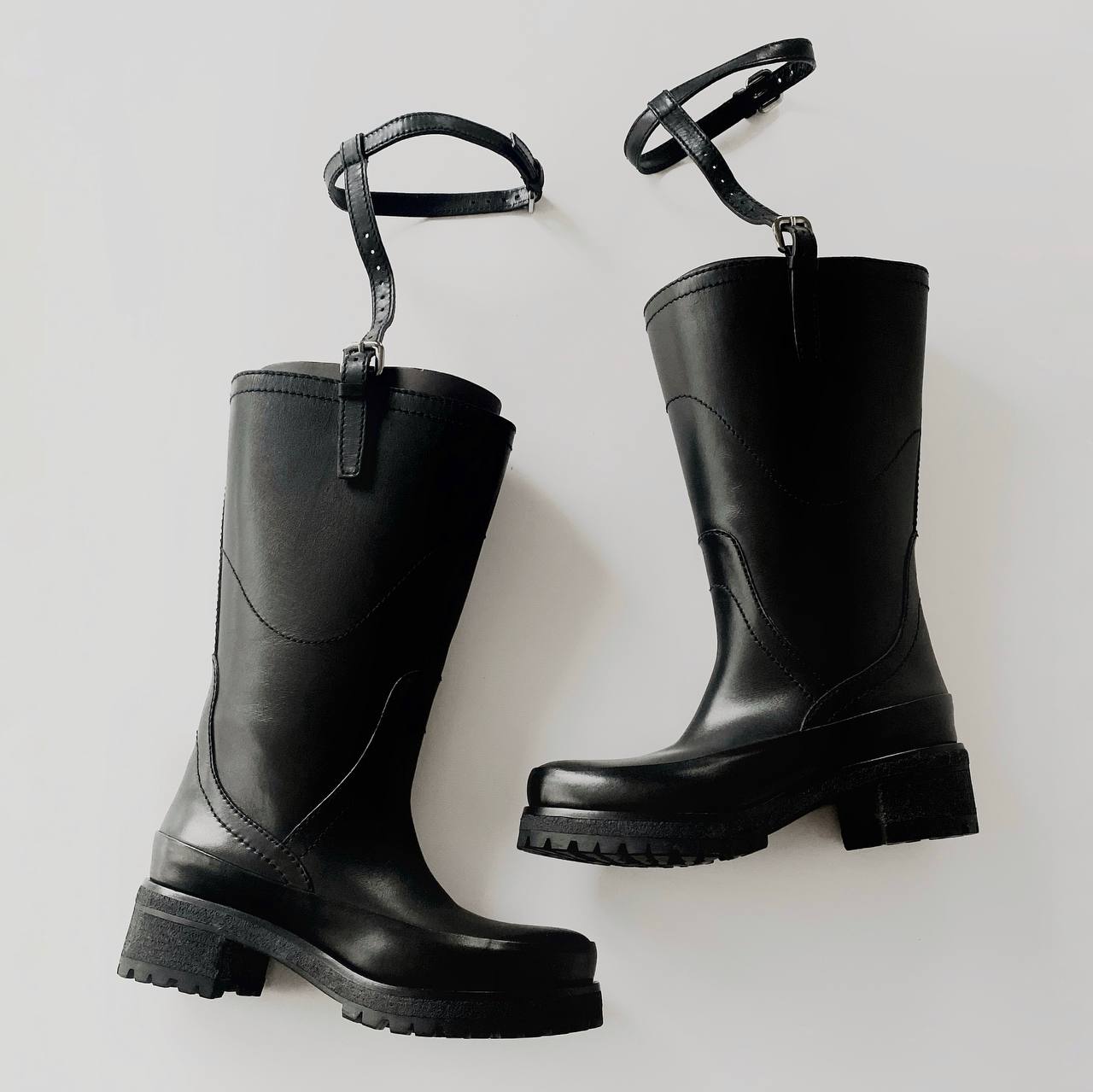prada fall/winter 2009 boots | Archive Designer Fashion | aww90s